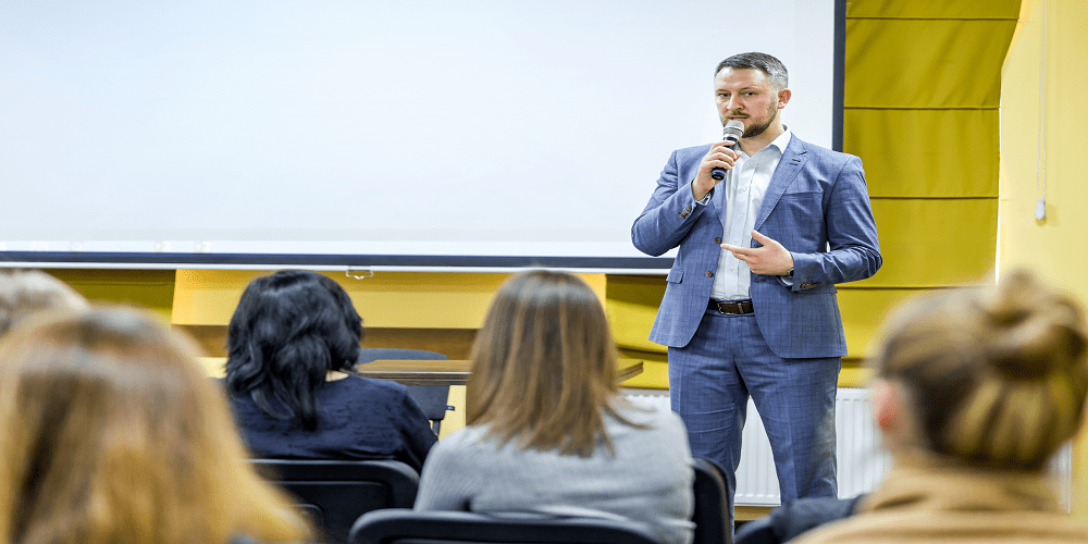 الخطابة العامة من أجل النجاح