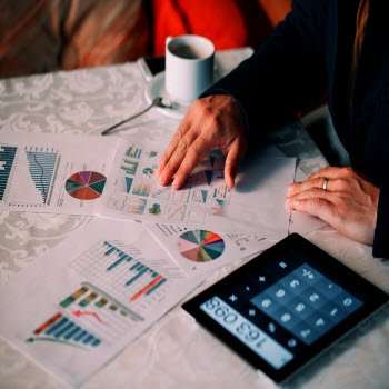 التنبؤ بالبيانات المالية والقواعد الأساسية