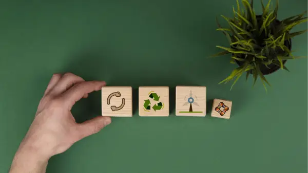 ESG FUNDAMENTALS FOR PROFESSIONALS: BUILDING SUSTAINABLE AND ETHICAL BUSINESSES
