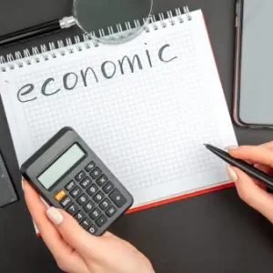 ุงูุงูุชุตุงุฏ ุงูููู ูุงูุฌุฒุฆู ููู
ููููู ูู ูุทุงุน ุงูุฃุนู
ุงู | ุฏุจู: 04 ู
ุงูู 08 ู
ุงูู 2026